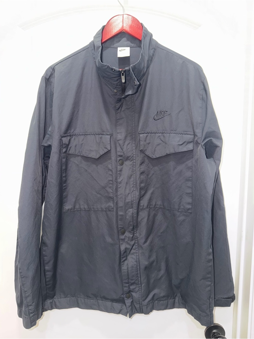 Nike Men's Dark Blue Lightweight Jacket